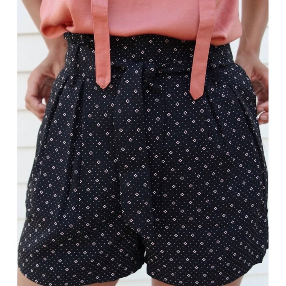Bishop & Young Serafina Shorts In Positano Print NWT  Small